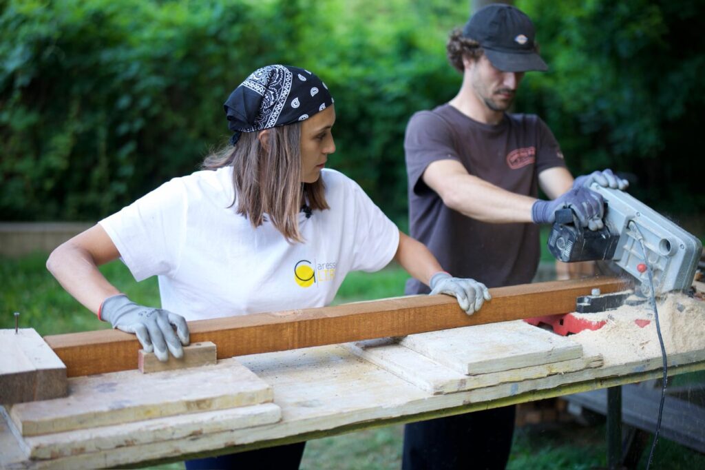 Costruzione della rampa Surfskate Valley a Garessio