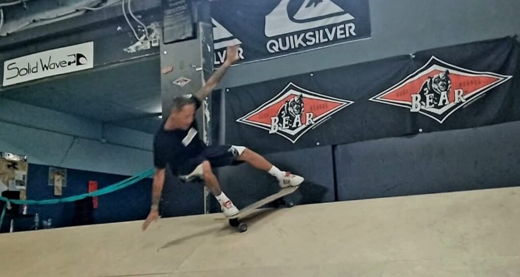 Rider sulla Solid Wave indoor a Senigallia